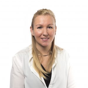 Photo de notre experte en rachat et vente d'or